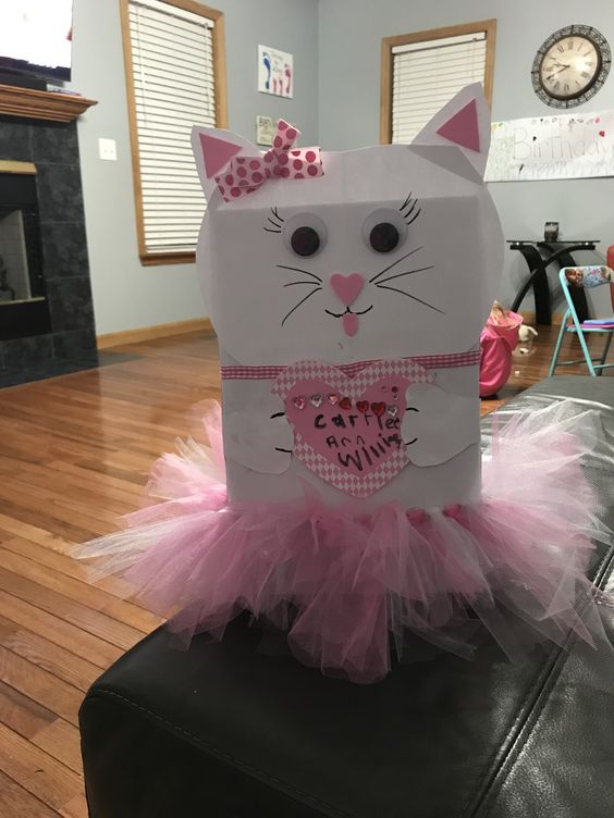 Cat Valentine's Day Box