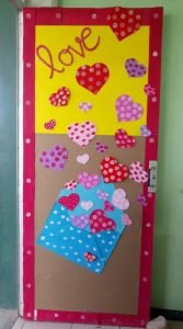 Valentines Day Classroom Door Ideas - DIY Cuteness