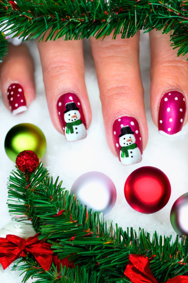 10 Christmas Nail Art Ideas