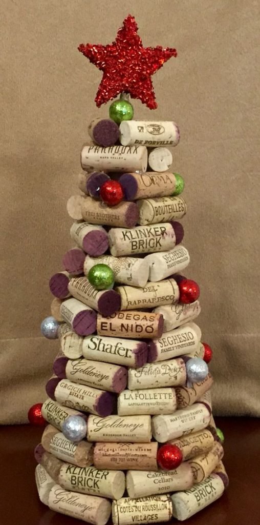 Wine Cork Christmas Crafts DIY Cuteness   Wine Cork Christmas Crafts 4 508x1024 