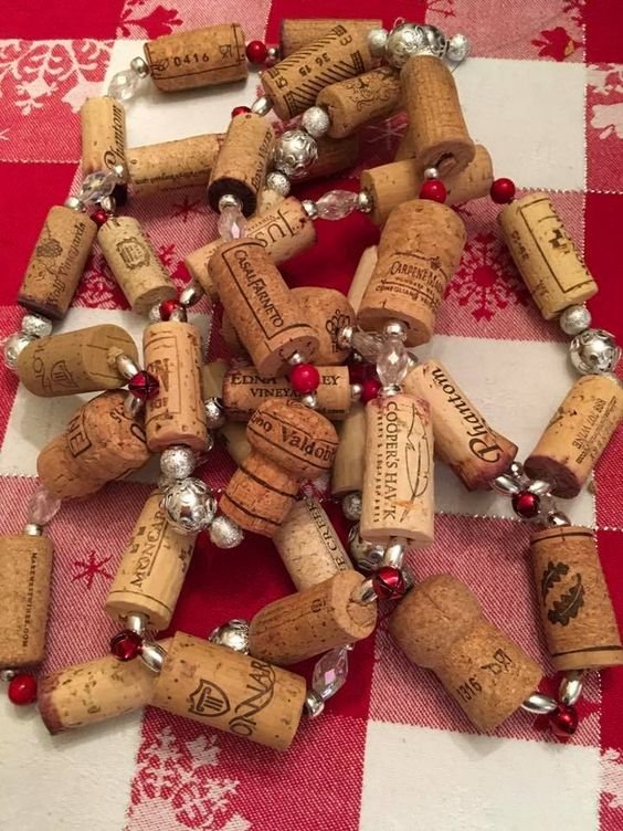 Wine Cork Christmas Crafts DIY Cuteness   Wine Cork Christmas Crafts 9 