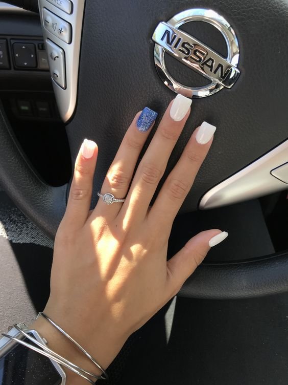 July-4th-nails-1.jpg